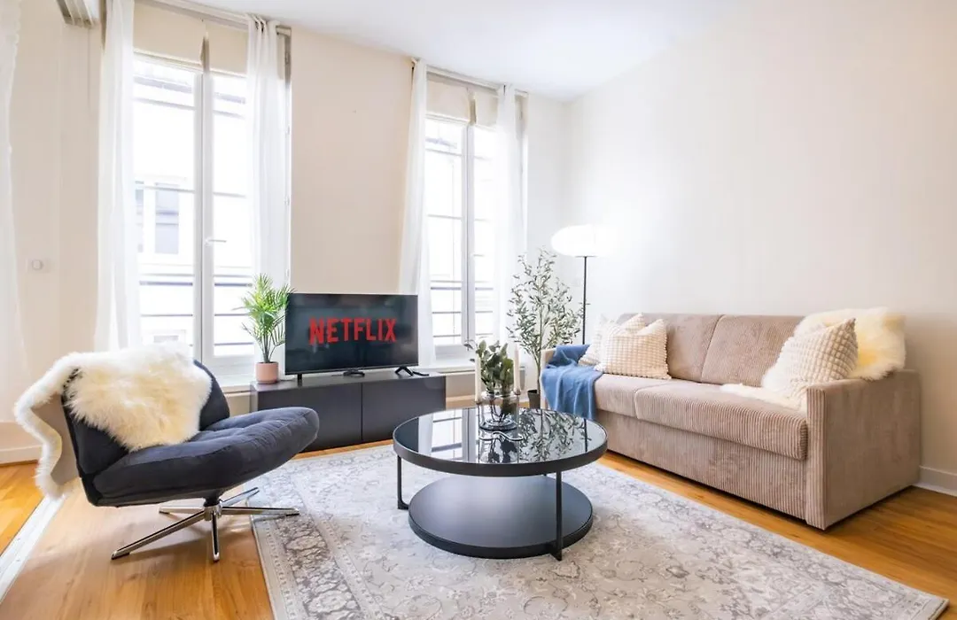 Cozy & Chic In Montorgueil - 4 Guests-1